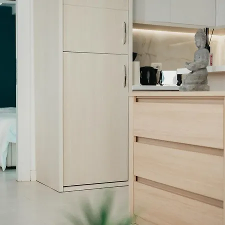 Train Station Modern App - The Nest Apartamento *