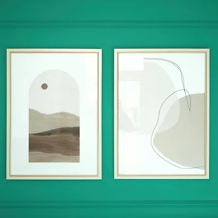 Apartment Train Station Modern App - The Nest