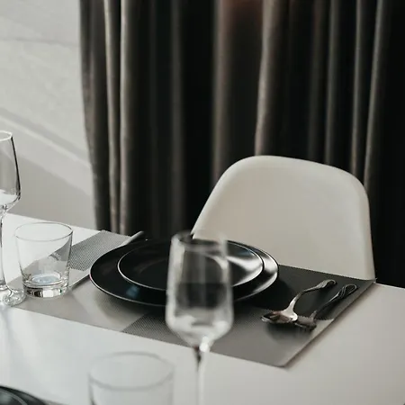 Apartment Train Station Modern App - The Nest *