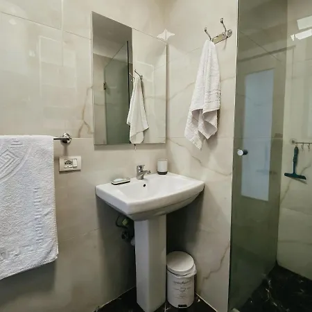 Apartment Train Station Modern App - The Nest Tirana